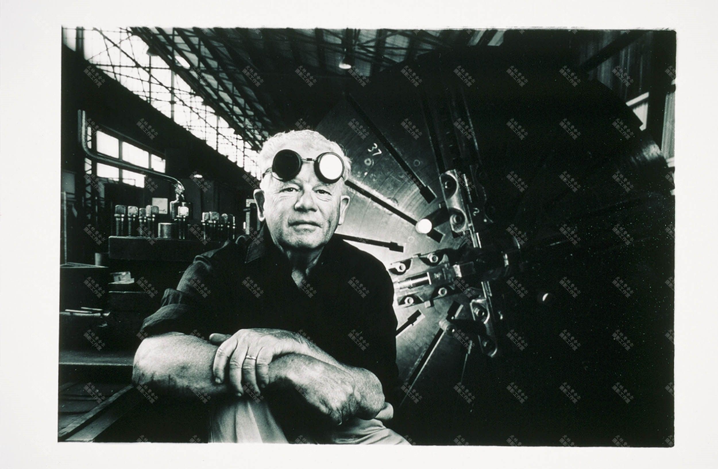 2004 Silver AIPP.jpg