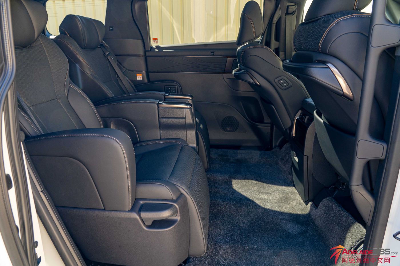 2024 Toyota Alphard-17.jpg